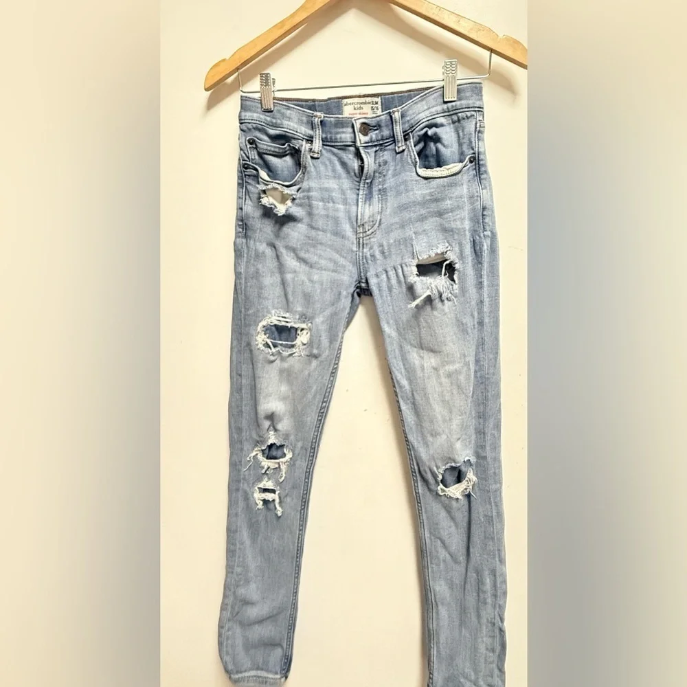 Abercrombie Kids Ripped Light Blue Skinny Jeans Size 15/16
